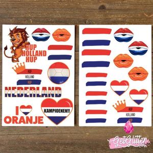 GetGlitterBaby® - Plak Tattoos WK Voetbal 2022 / Tijdelijke Tattoo Stickers / Nep Tatoeage / Rood Wit Blauw Oranje Gezicht en Lichaam Schmink Versiering - Nederland / Nederlandse Vlag / Nederlands Elftal - 2 stuks