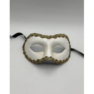 Venetiaans masker - Handgemaakt wit masker met gouden trim - white party masker met goud versierd - gala masker wit met goud
