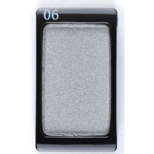 John van G - Eyeshadow 06 - Zilvergrijze Oogschaduw - Hoog Gepigmenteerd