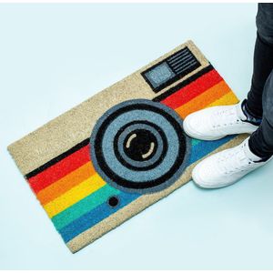Fisura - Deurmat - Retro Camera