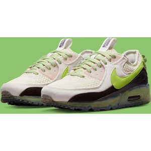 Sneakers Nike Air Max 90 Terrascape “Vivid Green/Olive Aura” - Maat 41