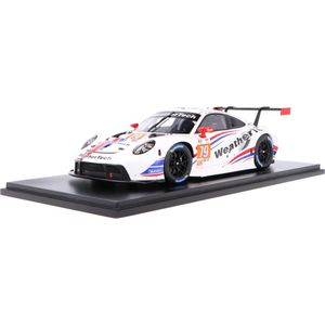 De 1:18 Diecast Modelauto van de Porsche 991 RSR-19 4.2L Team Weathertech Racing #79 van de 24H LeMans van 2022. De rijders waren C. Macneil / J. Andlauer en T. Merril. De fabrikant van het schaalmodel is Spark. Dit model is alleen