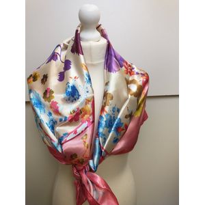 Vierkante dames sjaal Barbara gebloemd motief roze blauw geel paars zwart oranje bruin 90x90