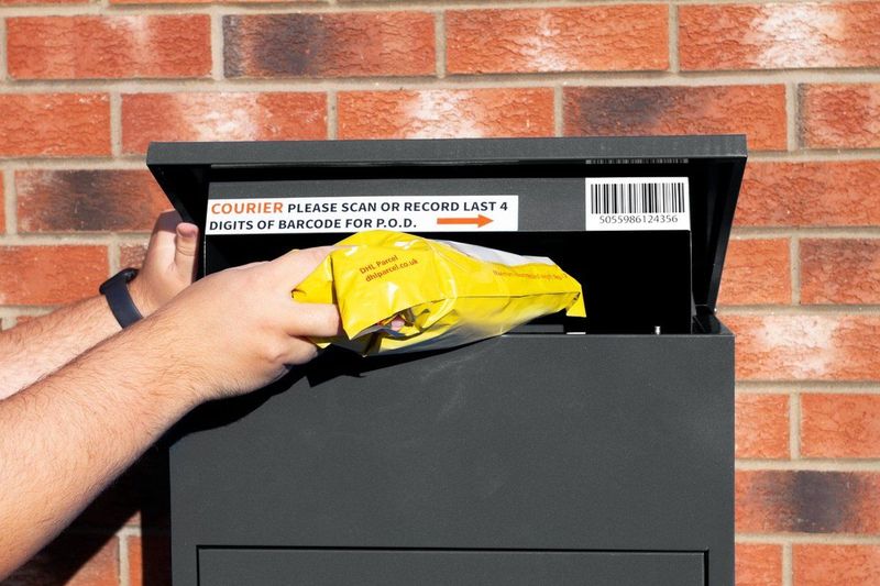 Pakketbrievenbus - Zwart - Afsluitbaar - Anti-diefstal