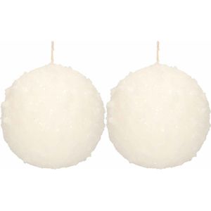 2x Witte sneeuwbal bolkaarsen 10 cm 67 branduren - Kerst kaarsjes - Sneeuwballen ronde geurloze kaarsen - Woondecoraties