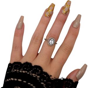 SD Press on Nails - B-22 - Nude Infinity Chain - Goud - Lang Coffin - Plaknagels - Nail Art - Kunst Nagels - Nagelset met Lijm