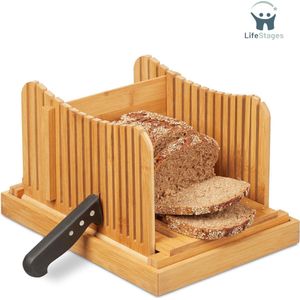 LifeStages - Broodsnijder Hulpmiddel - Natuurlijke Broodsnijder - Verstelbare Snijhulp - Brood - Toast en Cake - Bamboe - Broodplank met Kruimelcompartiment - 1 Stuk