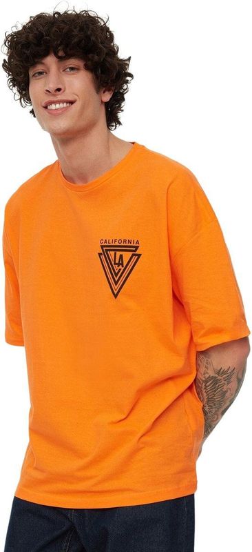 Trendyol - T-shirt - Paars - Oversized - 100% Katoen - Met Stadprint