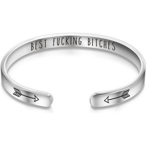 Marama - armband zilver - best fucking bitches - gegraveerd - rvs - bangle - cadeau dames - vriendschap - licht buigbaar