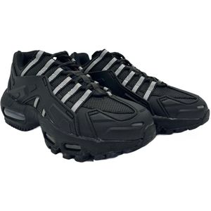 Nike  NDSTRKT AM 95 - Sneakers - Unisex - Zwart - Maat 37.5