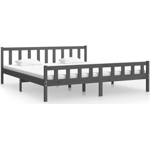 VidaXL Bedframe Massief Hout Grijs 200x200 cm