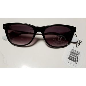icon eyewear - zonnebril - zwart wit - design kant - zonnenbril - total UV protection - filtercategorie 2
