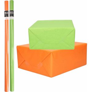 4x Rollen kraft inpakpapier pakket oranje/groen St.Patricksday/Ierland 200 x 70 cm/cadeaupapier/verzendpapier/kaftpapier