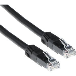 ACT Zwarte 1,5 meter U/UTP CAT6 patchkabel met RJ45 connectoren IB8951