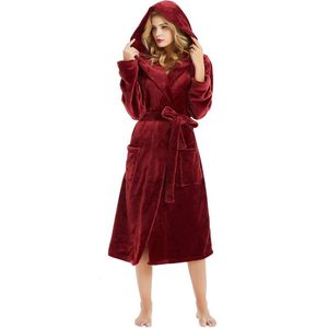 Selbro ® Comfortabele Dames Badjas met Luxe Pluche en Handige Capuchon