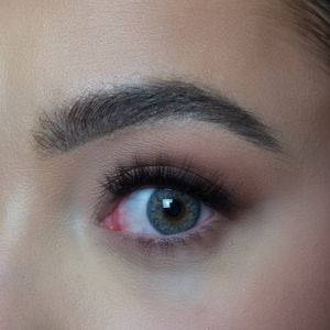 Russian gray | -2.00 | Realistische Kleurlenzen | Jaarlenzen | Grijs | Kleurlenzen op sterkte en zonder sterkte | Zachte lenzen | Comfortabel voor dagelijks gebruik | Halloween | Cosplay | Party