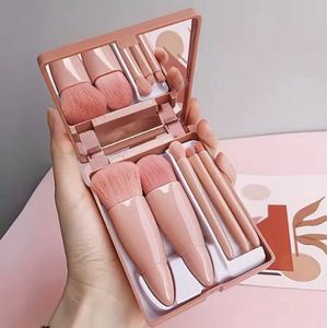 5 delige Roze Make Up Brush Set met Spiegel - 11x8,6 cm - Voor in je tas - Opvouwbare Make Up Set- Borstels - Huidvriendelijk - Soft - delijk - Zacht - Reisset - Sint & Kerst Kado - Meisjes - Vrouwen - Hoge Kwaliteit