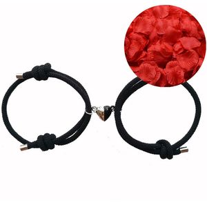 Magnetische Hartjes Armband Set + Rozenblaadjes = Valentijn Cadeautje voor Hem en Haar - Valentijnsdag voor Mannen Cadeau Kadootjes