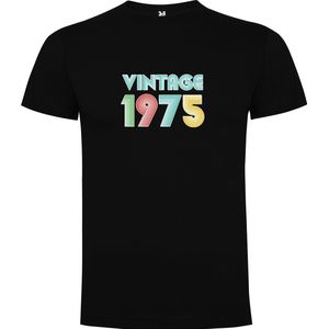 Zwart T-Shirt met Kleurrijke print “ Vintage 1975 – Humor – Leeftijd – Retro – Leeftijd “ Print Full Color Maat S