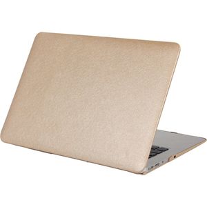 MobiGear Hard Case Silk Texture Goud voor Apple MacBook Pro 15 inch
