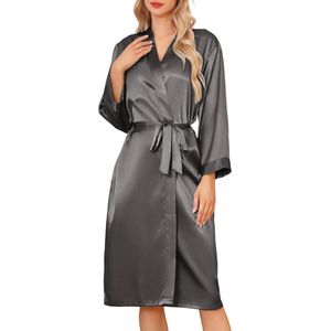 Lange Satijnen Ochtendjassen voor Dames - Elegante Kimono's en Bruids Nachtkleding met V-hals