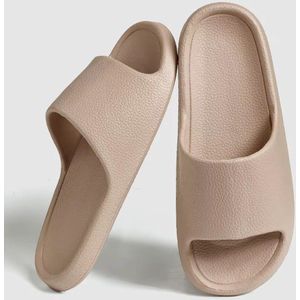 Badslippers Beige – Dames - Heren - Huisslippers - Douche Slippers - Kunststof EVA Slippers – Antislip - Lichtgewicht - Waterafstotend – Maat 40/41 (valt als 39/40)