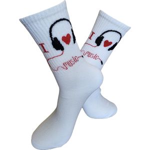 Verjaardags cadeau - I love Music Sokken - vrolijke sokken - witte sokken - tennis sokken - Muziek - sport sokken - valentijns cadeau - sokken met tekst - aparte sokken - grappige sokken - Socks waar je Happy van wordt - maat 37-44
