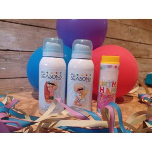 Verjaardag-Cadeau-Set-Kinderen-Tieners-Feest-Verjaardagscadeau-Blue-Surfer-Strand-Jongens-Tiener-Bodymousse-Showerfoam-Giftset-Partijtje-Verwenset-Spa-Product-Ballonnen-Serpentinen-Bellenblaas-Kaarsjes-Boksballon