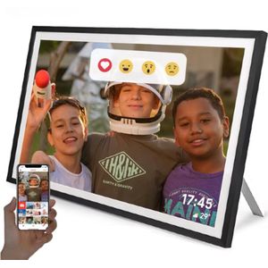 Lightdista Digitale Fotolijst 15.6 inch met WiFi en Frameo App - XL- Full HD IPS Touchscreen Fotokader - 32GB Opslag - Zwart Luxe Digitaal Fotolijstje