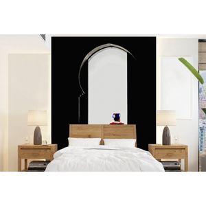 Deur - Man - Rood - Zwart - Behangpapier