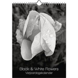 Black and White Flowers Verjaardagskalender (formaat 18 x 25)