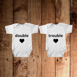 Rompers Tweeling Set – ""Double Trouble"" – Wit – 100% Katoen – Kraamcadeau - maat 62