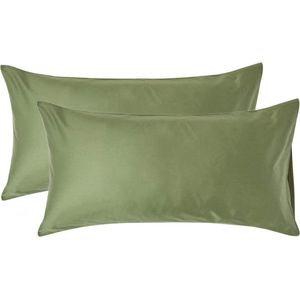 Homescapes Biologisch Kussensloop 50x90 cm – Set van 2 – Mosgroen – 100% Egyptisch Katoen Satijn – Draaddichtheid 400