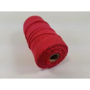 Katoen macrame touw spoel nummer 32  - +/- 2 millimeter dik - 100gram - rood +/- 43 meter