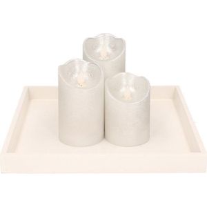 Kaarsenonderbord/plateau wit hout vierkant met 3x LED kaarsen zilver - Woonaccessoires/woondecoraties - Kerst tafeldocoraties