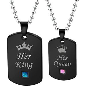 His Queen & Her King Dog Tags Ketting Set voor Hem en Haar - Zwart - Romantisch Liefdes Cadeau Mannen Cadeautjes - Mannen Cadeautjes - Cadeau voor Man