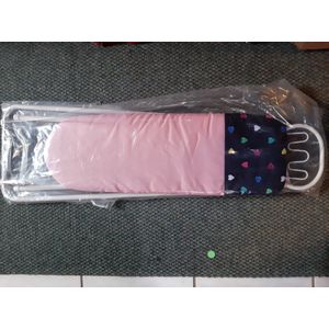 Strijkplank roze met hartjes voor kinderen