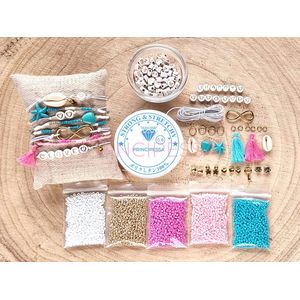 Zelf sieraden maken kralen pakket - Armbandjes - 2mm kraal met letterkralen, connector en gekleurd elastiek - Goud, roze, turquoise - Kinderen en volwassenen - DIY