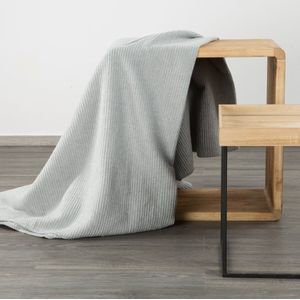 Oneiro’s Luxe Plaid AMBER licht grijs - 220 x 200 cm - wonen - interieur - slaapkamer - deken – cosy – fleece - sprei