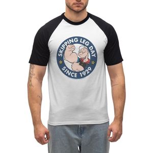 Popeye Skipping Leg Day Since 1929 Heren Baseball Shirt Korte Mouw