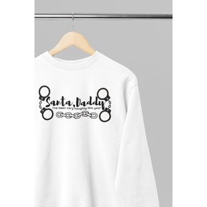 Foute kersttrui - Santa, daddy - Wurban Wear | 18+ | Grappige sweater | Leuk cadeau | Unisex sweater | Oversized sweater | Kersttrui heren | Foute kerstkleding | Kerst sweater | Kerst diner | Kersttrui dames | Foute kersttruiendag 2025 | Wit