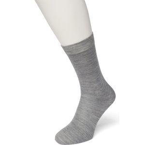 Bonnie Doon Katoenen Comfort Sok Licht Grijs Heren maat 39/42 - Speciale Breitechniek in Boord - Knelt niet - Katoen en Lycra - Maximaal Draagcomfort - Zakt niet af - Gladde Naden - Voor Gevoelige Voeten/Benen - Light Grey Heather - BE122401.107