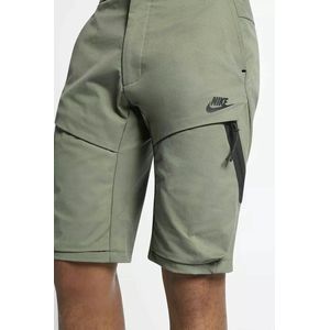 Nike Tech Woven Standard Fit Korte Broek - Maat 28 - Groen