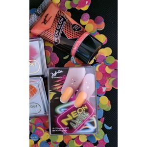 Neon plak nagels /neon Face & Body paint/Imitatie wimpers /2x plak wimpers glitter en veren/ carnaval make up / gay pride/ festival / neon makeup/ Festival make up/ koningsdag/ oranje