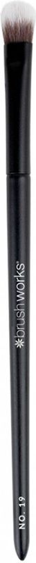 Brushworks - No. 19 - Oogschaduw Borstel - Zwart - Synthetische Haren