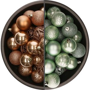 Bellatio Decorations Kerstballen mix - 74-delig - mintgroen en camel bruin - 6 cm - kunststof