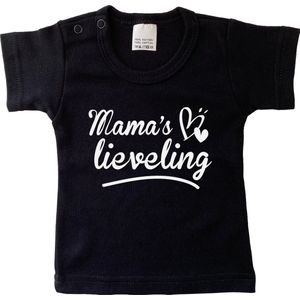 Kinder - t-shirt - Mama's lieveling - maat: 98 - kleur: zwart - 1 stuks - mama - moeder - kinderkleding - shirt - baby kleding - kinderkleding jongens - kinderkleding meisjes