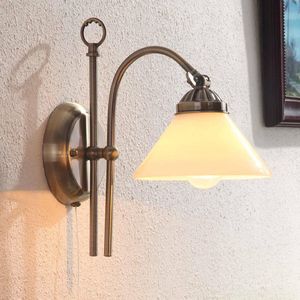 Lindby - wandlamp - 1licht - glas, metaal - H: 27.5 cm - E14 - opaalwit glanzend, oud-messing