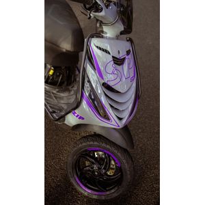 Piaggio Zip - SP Outline Pakket - Piaggio Zip Accessoire - Scooter Accessoires - Scooter Stickers - Mat paars