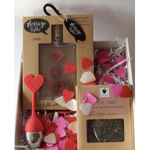 Message Light, Kerstbox, Valentijns Box, Liefdes box , Message lights,, heerlijke thee met rozenblaadjes, love giftbox ,vrouw cadeau, thee lovers